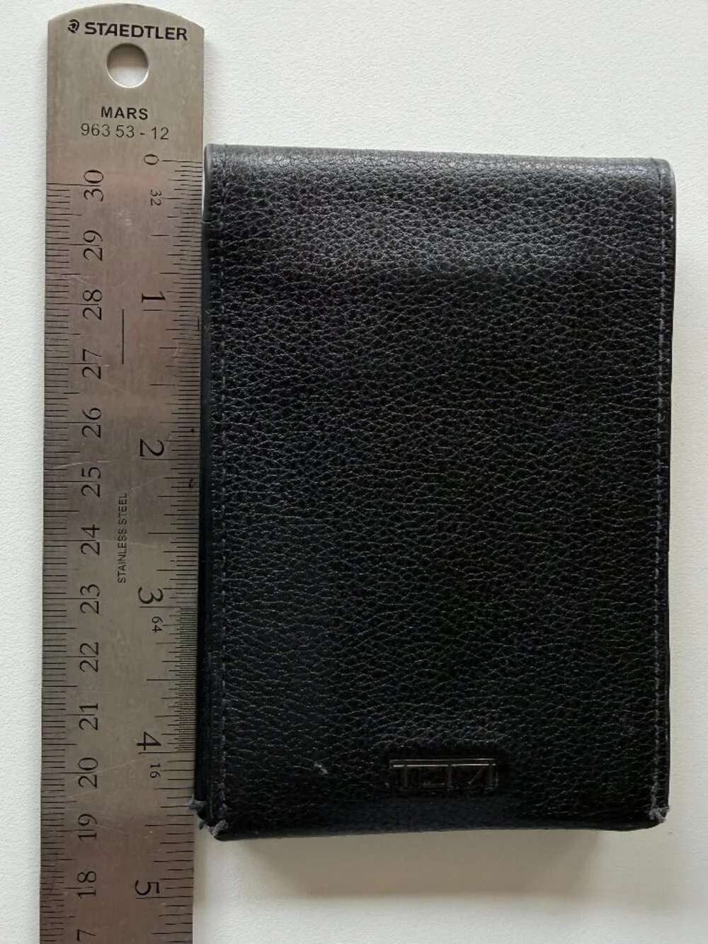 TUMI Nassau Black Leather Bifold Wallet